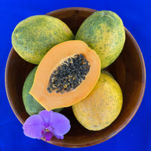 Load image into Gallery viewer, 5 Tree Ripened Papaya from Hawaii